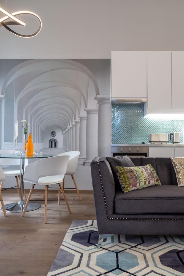 Premium Apartment By Hi5-King Street'S Luxury Suite Будапеща Екстериор снимка
