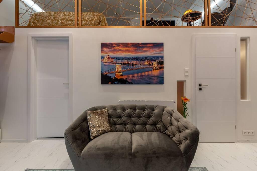 Premium Apartment By Hi5-King Street'S Luxury Suite Будапеща Екстериор снимка